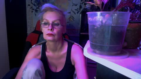 Helga online show from 04/07/26, 10:53