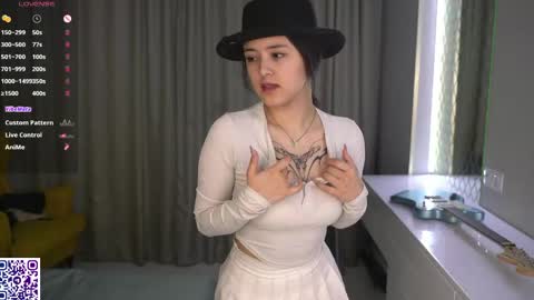 Aurora online show from 04/11/26, 06:34