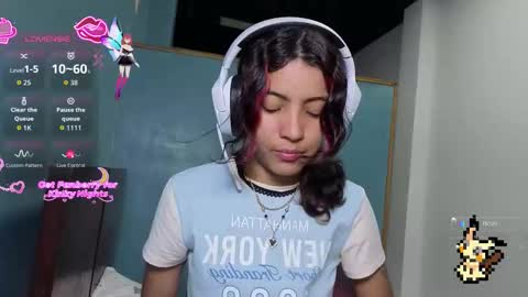 Helia Transfem and Amy online show from 10/28/25, 02:15