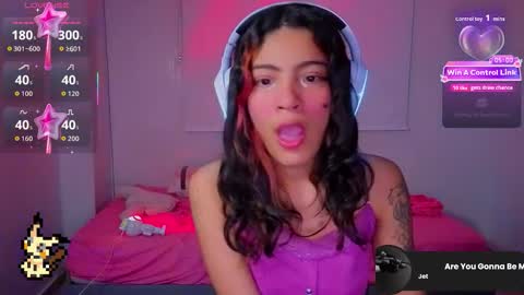 Helia Transfem and Amy online show from 12/16/25, 08:08