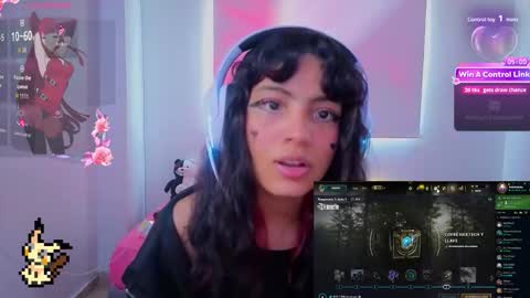 Helia Transfem and Amy online show from 02/18/26, 04:03