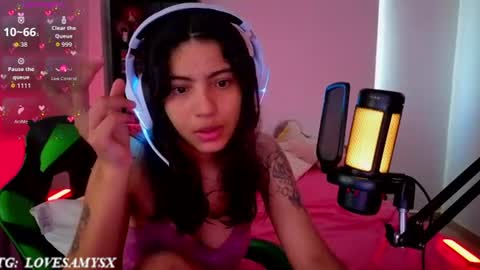 Snapshot of helia_n_amy chatting on 06/09/26, 02:39 Helia Transfem and Amy online show from 06/09/26, 02:39