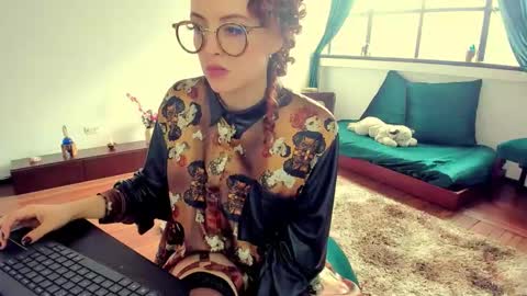 Heliconia online show from 02/10/26, 08:13