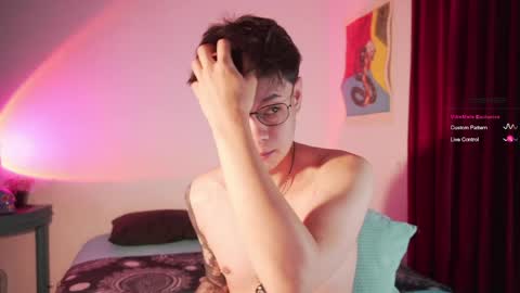 Helio online show from 04/22/26, 02:03