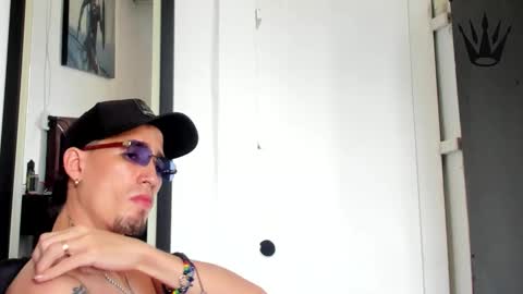 Eros online show from 10/28/25, 06:32