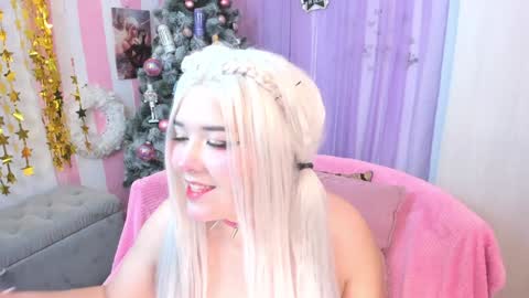 Laura online show from 12/17/24, 03:06