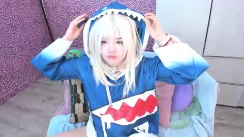 Snapshot of hell_fairy chatting on 07/03/26, 03:35 Laura online show from 07/03/26, 03:35