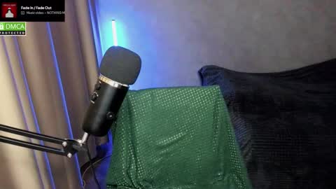 Red online show from 11/23/25, 06:08