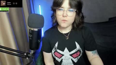 Red online show from 11/29/25, 07:50