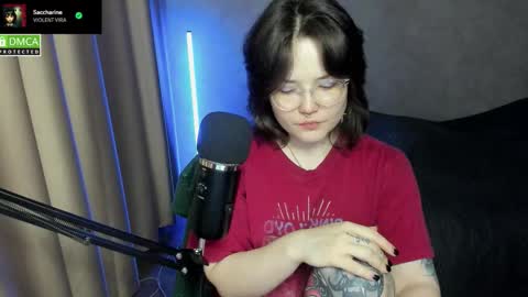 Red online show from 12/16/25, 07:19