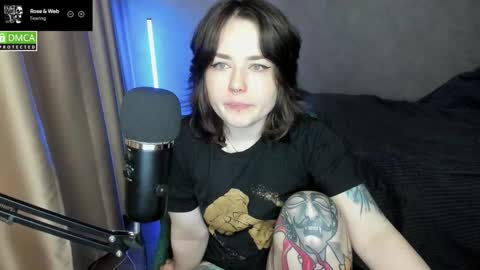 Red online show from 12/19/25, 08:49