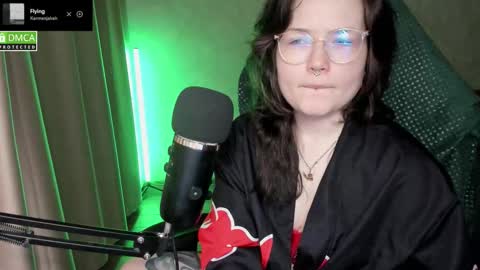 Red online show from 03/28/26, 08:52