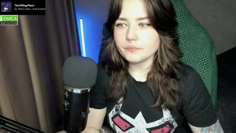 Red online show from 06/04/26, 08:59