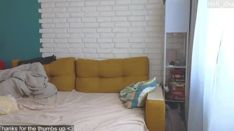 Snapshot of hell_l0ve chatting on 04/27/26, 07:17 Anastasiia online show from 04/27/26, 07:17