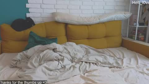 Snapshot of hell_l0ve chatting on 05/19/26, 05:03 Anastasiia online show from 05/19/26, 05:03