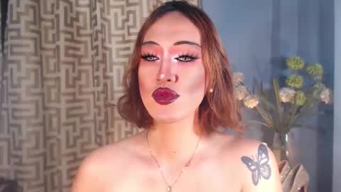 hellatarahathor online show from 04/24/26, 12:18