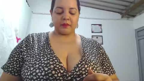 Hellen Sevda online show from 12/02/25, 10:27