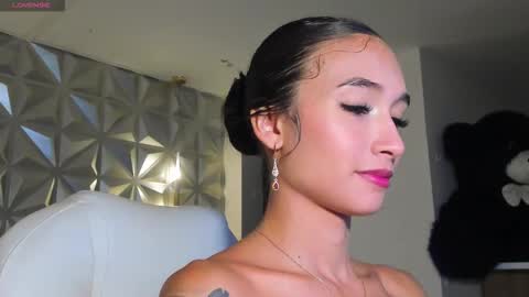 Hellen online show from 03/12/26, 01:28