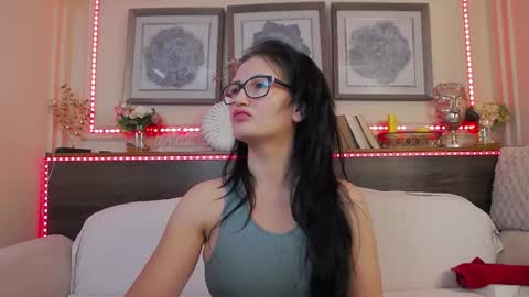    online show from 02/21/25, 04:18