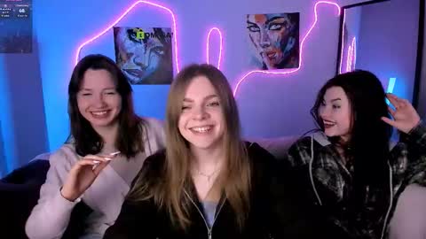 Helli online show from 02/02/26, 08:18