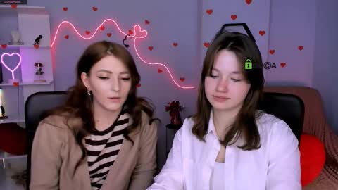 Helli online show from 03/21/26, 08:45