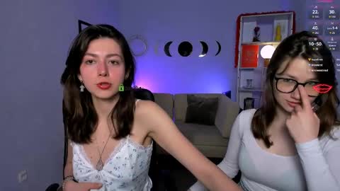 Helli online show from 05/19/26, 07:20