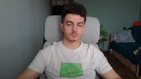 Remy online show from 12/01/25, 09:58