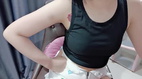 Snapshot of hellokitty_sexy chatting on 06/22/26, 01:18 hellokitty_sexy online show from 06/22/26, 01:18