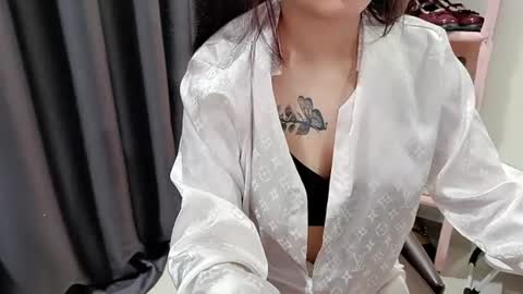 Snapshot of hellokitty_sexy chatting on 07/12/26, 11:29 hellokitty_sexy online show from 07/12/26, 11:29