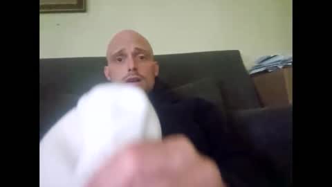 Snapshot of helloladysandgents chatting on 09/18/25, 05:48 helloladysandgents online show from 09/18/25, 05:48