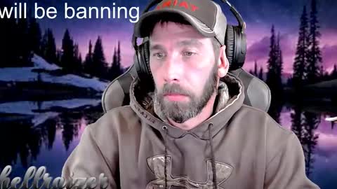 Snapshot of hellraizer chatting on 10/12/25, 12:42 hellraizer online show from 10/12/25, 12:42