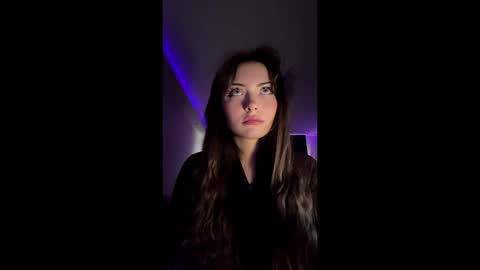 hellyluxury online show from 05/10/26, 10:20