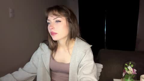 hellyluxury online show from 06/03/26, 05:40