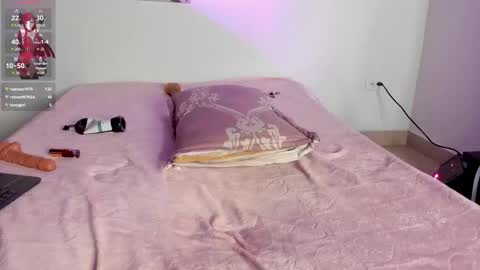 Hellzel online show from 02/03/26, 06:22