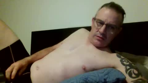 Snapshot of hempie1973 chatting on 04/25/26, 03:09 hempie1973 online show from 04/25/26, 03:09