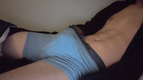 Snapshot of henebeii chatting on 01/11/25, 04:59 Henebeii online show from 01/11/25, 04:59