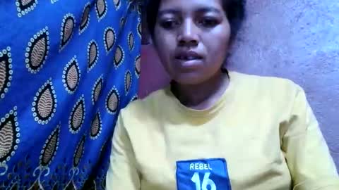 henitsaldy online show from 10/10/25, 07:02