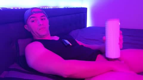 HENNIDRIP online show from 11/20/25, 04:29