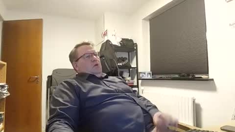 henrikrp1971 online show from 02/02/26, 04:38