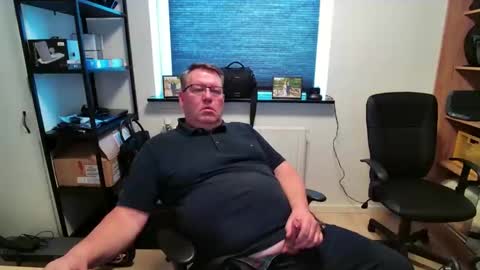 henrikrp1971 online show from 04/16/26, 12:28