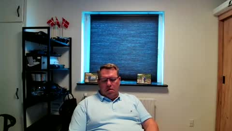 Snapshot of henrikrp1971 chatting on 06/16/26, 11:13 henrikrp1971 online show from 06/16/26, 11:13