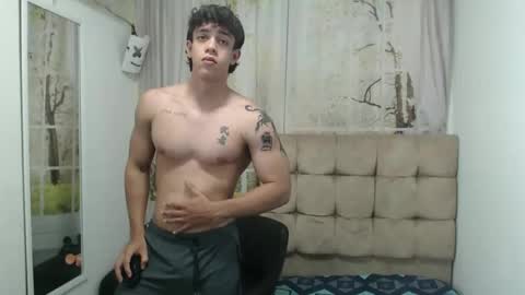 Snapshot of henry_gandy chatting on 09/10/25, 09:59 HENRY GANDY online show from 09/10/25, 09:59