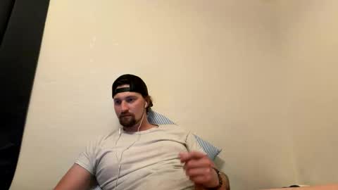 Snapshot of henryjackk chatting on 03/09/26, 06:39 HenryJackk online show from 03/09/26, 06:39