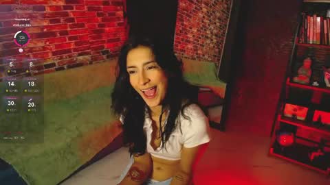 Hello I am Valentina independent Colombian model I love sensuality and pleasure welcome online show from 05/12/26, 01:58