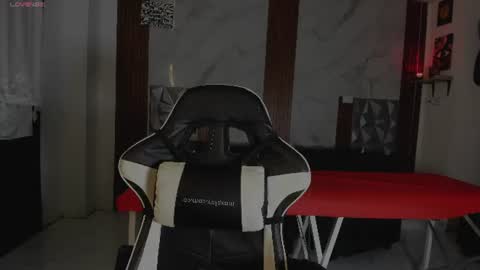 Hello I am Valentina independent Colombian model I love sensuality and pleasure welcome online show from 07/04/26, 01:45
