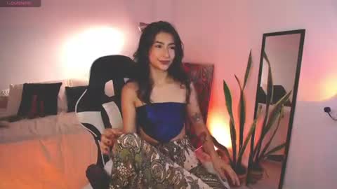 Hello I am Valentina independent Colombian model I love sensuality and pleasure welcome online show from 07/31/26, 03:06