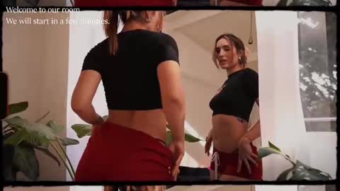 Snapshot of hera_sauvage_and_giorgios chatting on 10/20/25, 07:47 Hera and Giorgios NEXT SHOW Thursday 10 - 1530 Pacific time online show from 10/20/25, 07:47