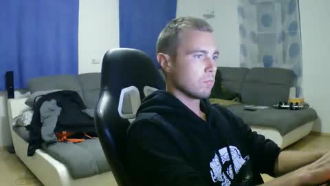 John Pearl online show from 09/28/25, 05:51