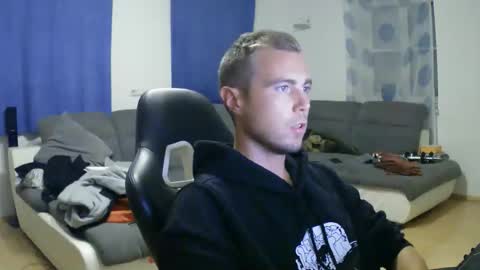 John Pearl online show from 09/30/25, 07:41