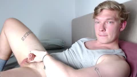 Snapshot of hercules__ chatting on 03/08/26, 02:10 Gregblonde Alextattoo online show from 03/08/26, 02:10